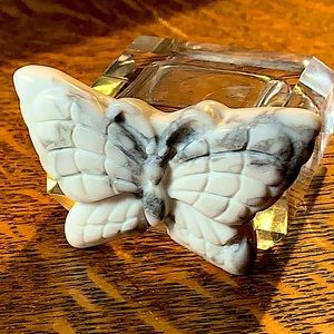 BUTTERFLY HOWLITE CARVED CRYSTAL
